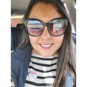 Meet your Posher, Nichole